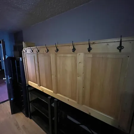 - Inout - 7 Beds Flat S-k10 *