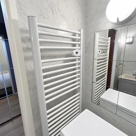Appartement - Inout - 7 Beds Flat S-k10 *